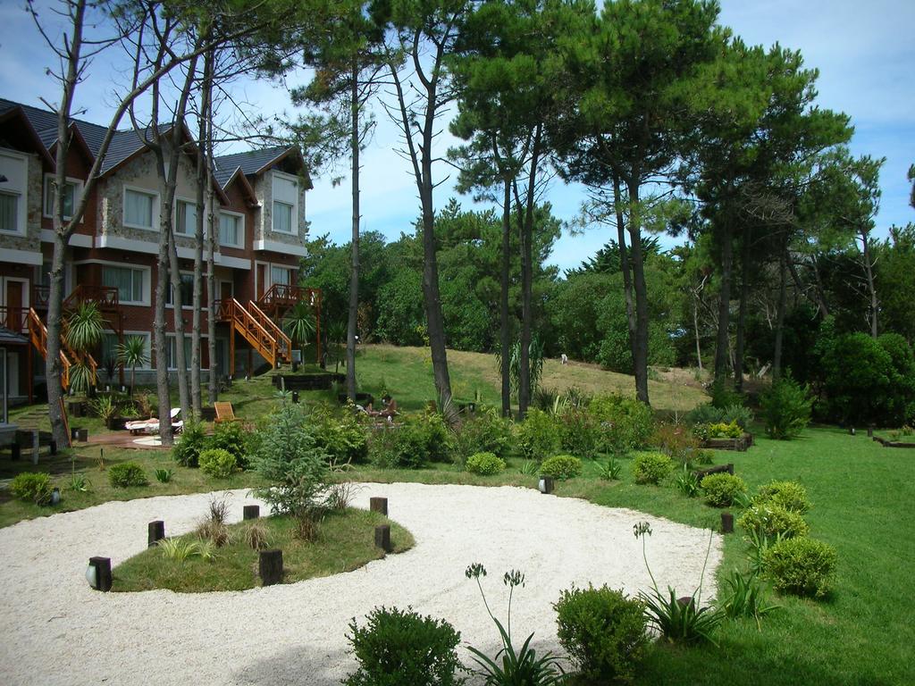Aparthotel Haras Del Bosque à Mar de Las Pampas Extérieur photo