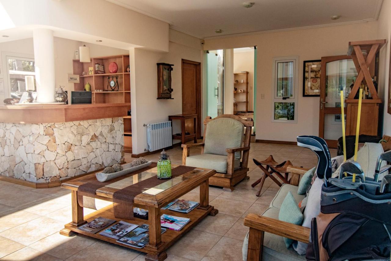 Aparthotel Haras Del Bosque à Mar de Las Pampas Extérieur photo